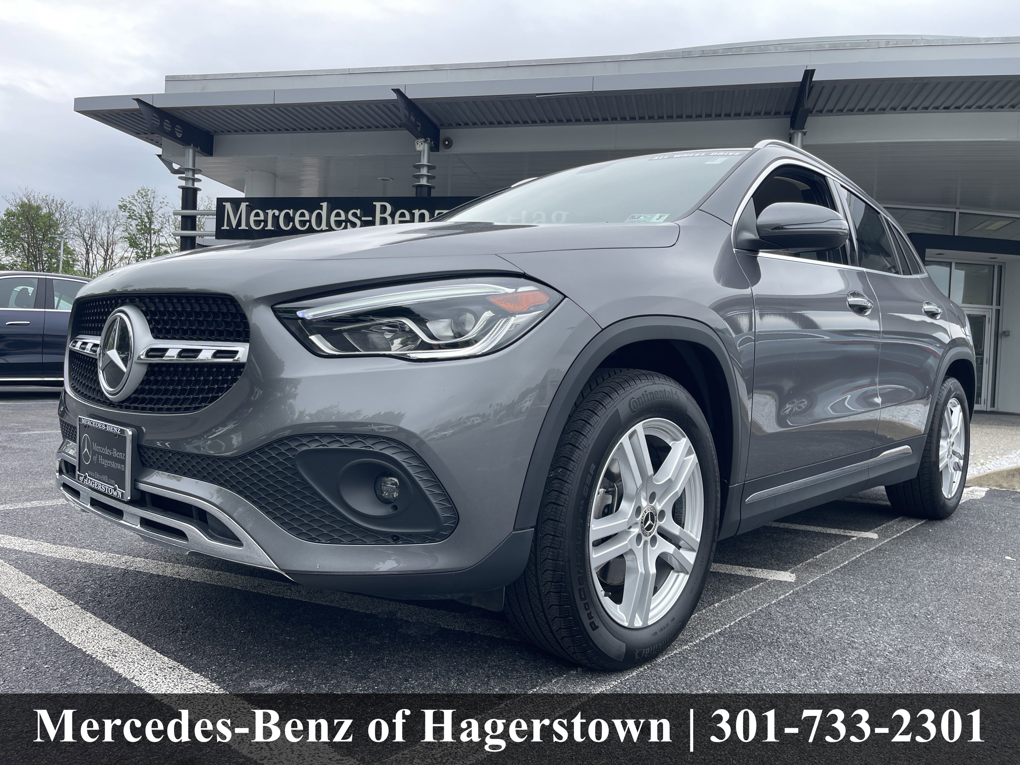 Certified Used 2023 Mountain Grey Metallic Mercedes-Benz GLA 250 4MATIC® SUV image 3