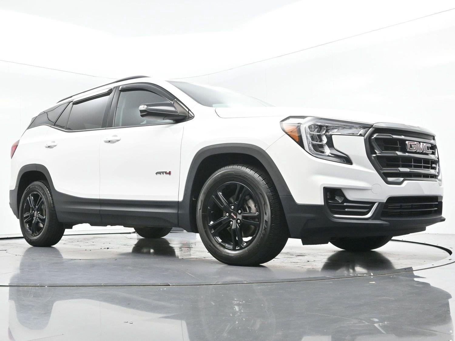 Used 2022 Summit White GMC AT4 image 52