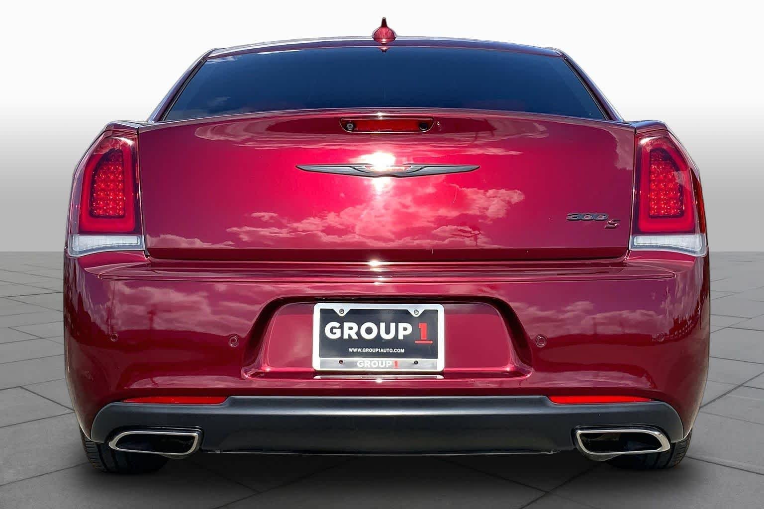 Used 2021 Velvet Red Pearlcoat Chrysler 300S image 4