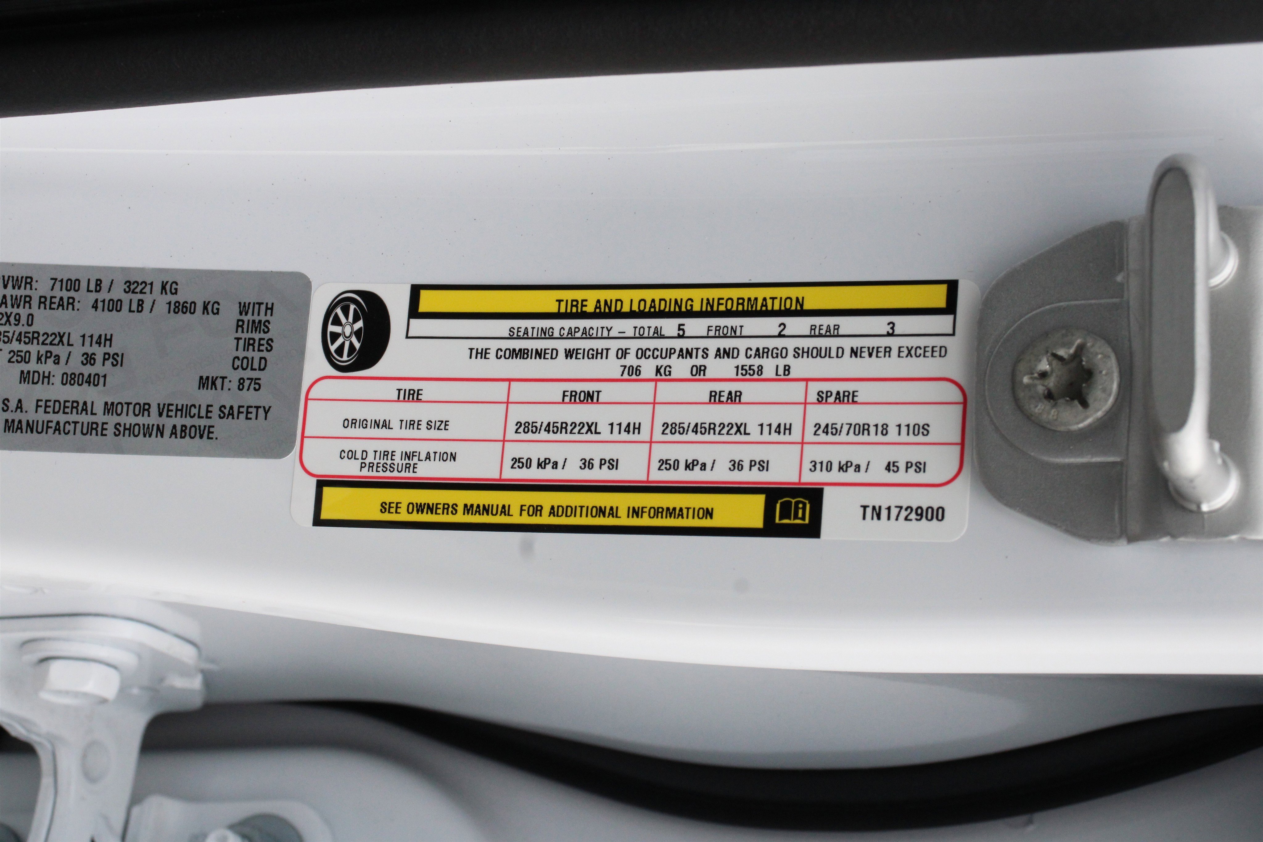 New 2026 Bright White Clear-Coat Exterior Paint RAM Laramie image 41