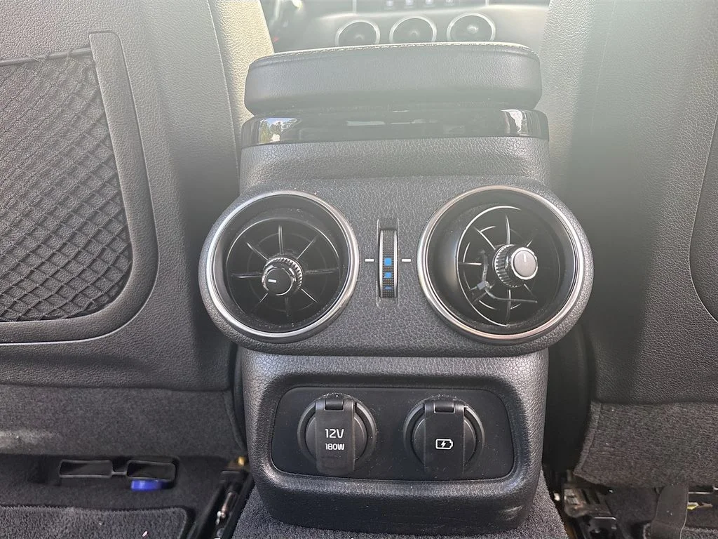 Used 2019 Gray Kia Base image 16