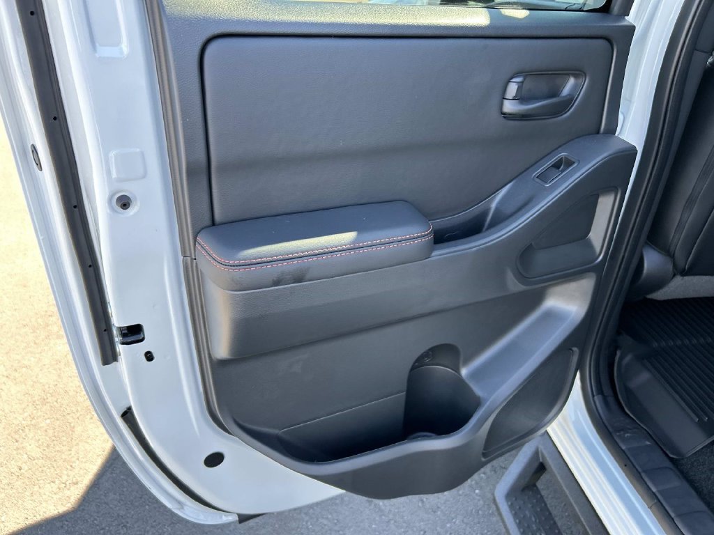New 2027 Glacier White Nissan PRO-4X image 6