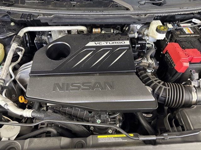 Used 2023 Blk/black Nissan SV image 19