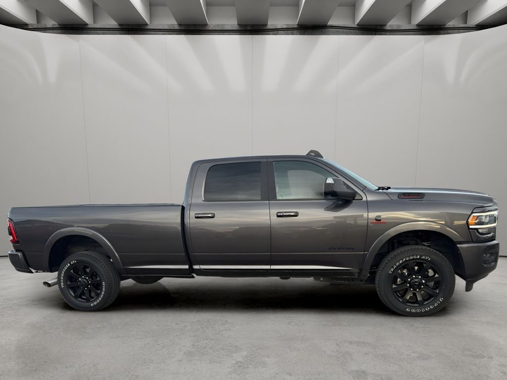 Used 2022 Granite Crystal Metallic Clearcoat Ram Laramie image 6