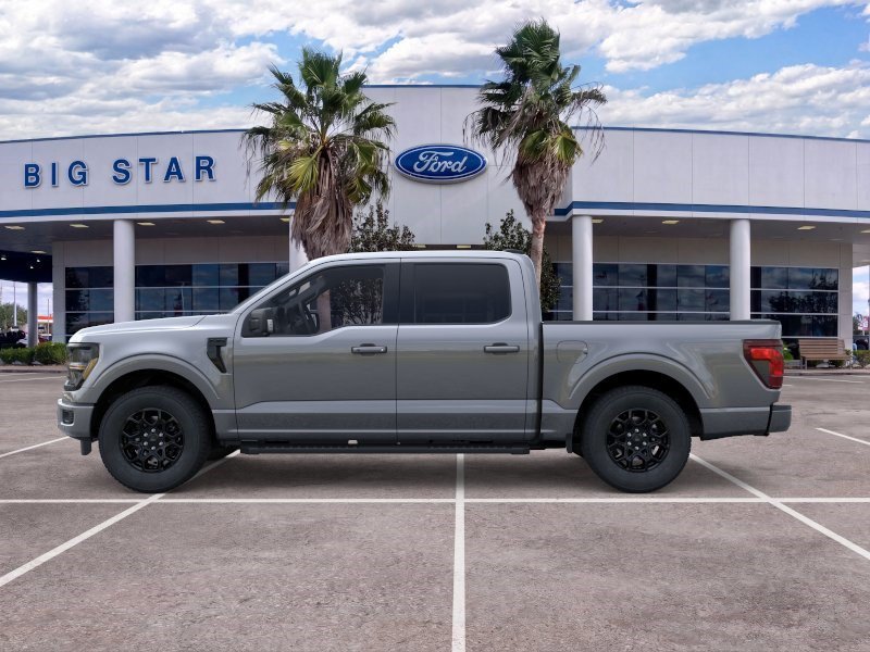 New 2026 Carbonized Gray Metallic Ford XLT image 3