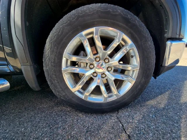 Used 2019 Sky GMC SLT image 24