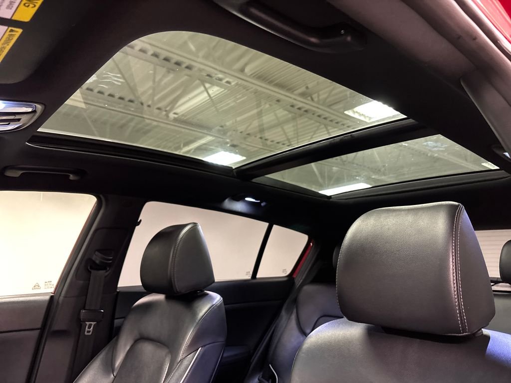 Used 2022 Red Kia SX image 36