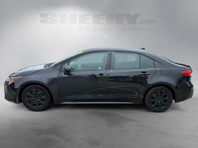 Used 2022 Black Toyota LE image 15