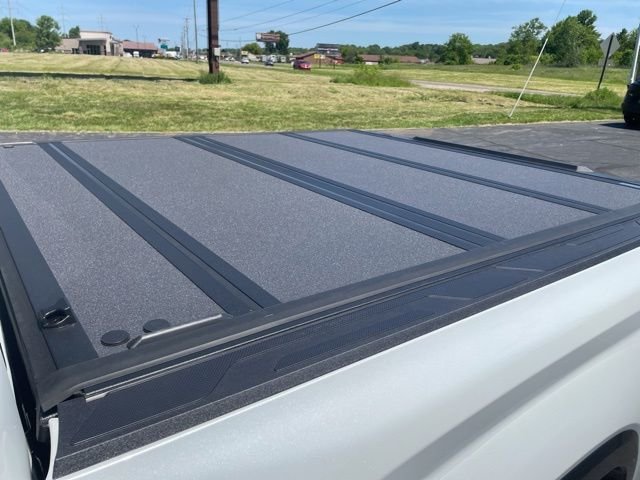 New 2026 Wind Chill Pearl <sup>1</sup> Toyota  Platinum image 25