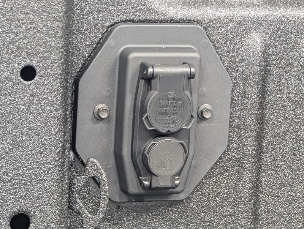 New 2026 Carbonized Gray Metallic Ford F-250® Lariat® image 28