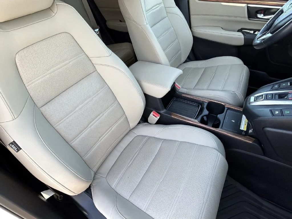 Used 2022 Platinum White Pearl Honda Touring image 10