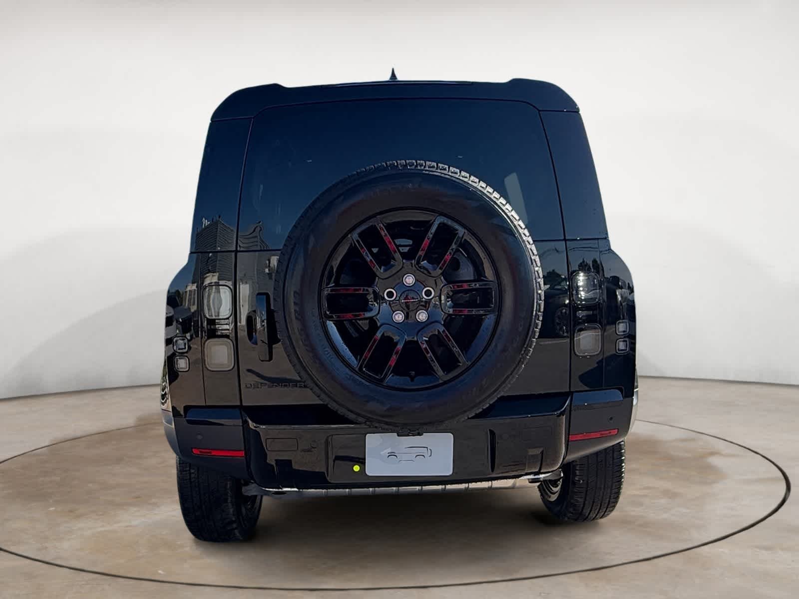 New 2026 Santorini Black LAND ROVER S image 4