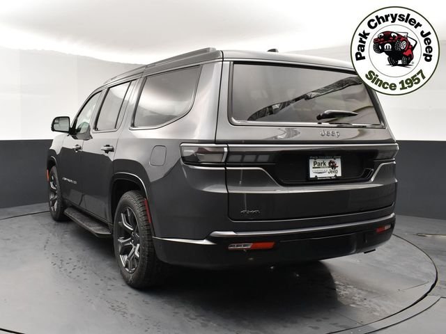 New 2026 Baltic-Gray Metallic Clear-Coat Exterior Paint Jeep Upland image 4