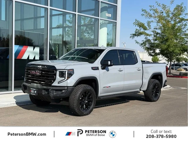 2024 GMC Sierra 1500 AT4X
