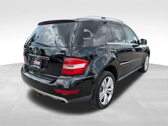 Used 2011  Mercedes-Benz ML 350 image 13
