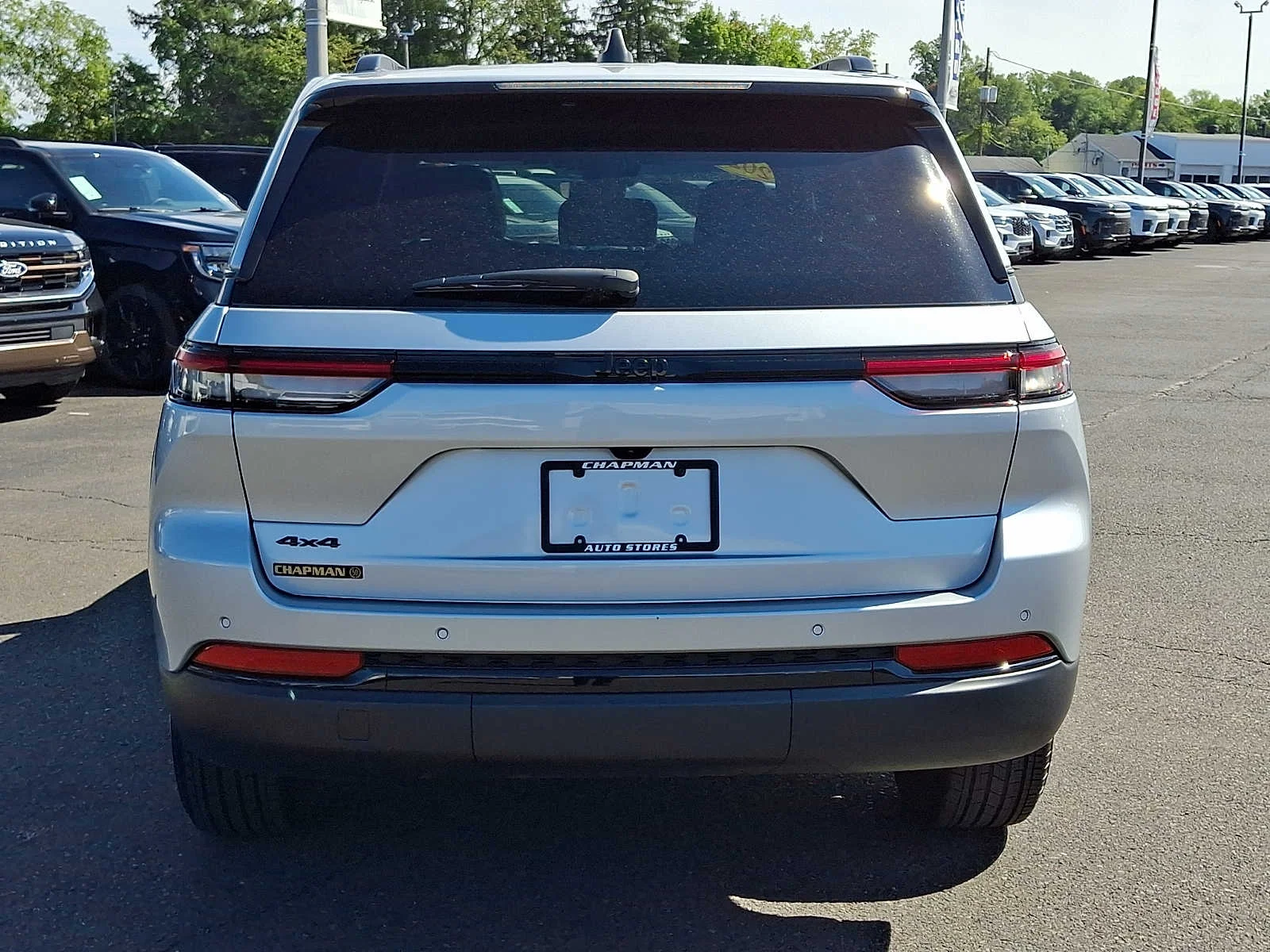 Used 2025 Silver Zynith Jeep Altitude X image 5