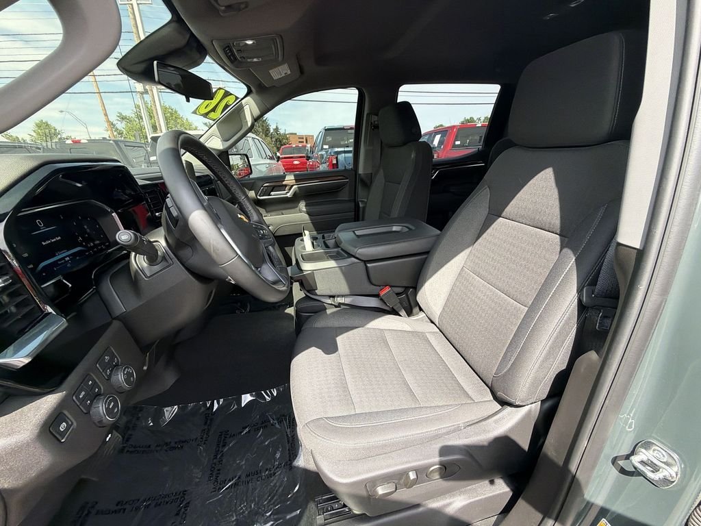 Used 2026 Gray Chevrolet LT image 11