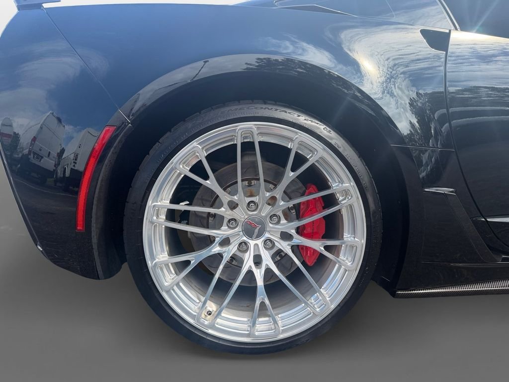 Used 2015 Black Chevrolet Z06 image 9