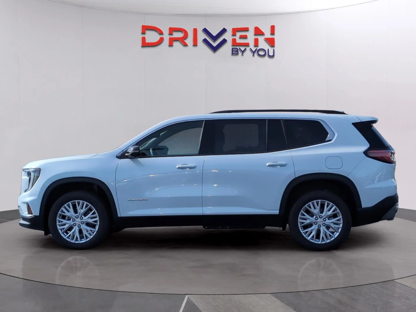 New 2026 Glacier White Tricoat GMC Elevation image 2