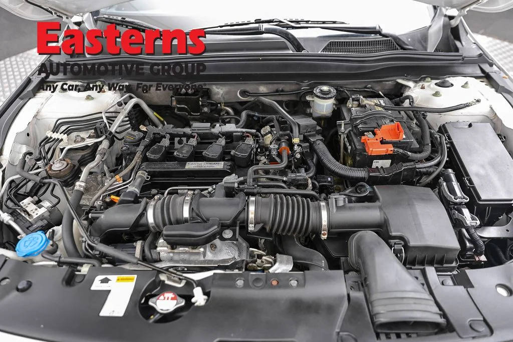 Used 2018 White Honda Sport image 7