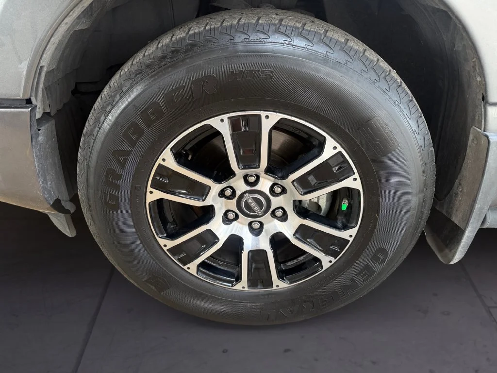 Used 2024 Gray Nissan SV image 9