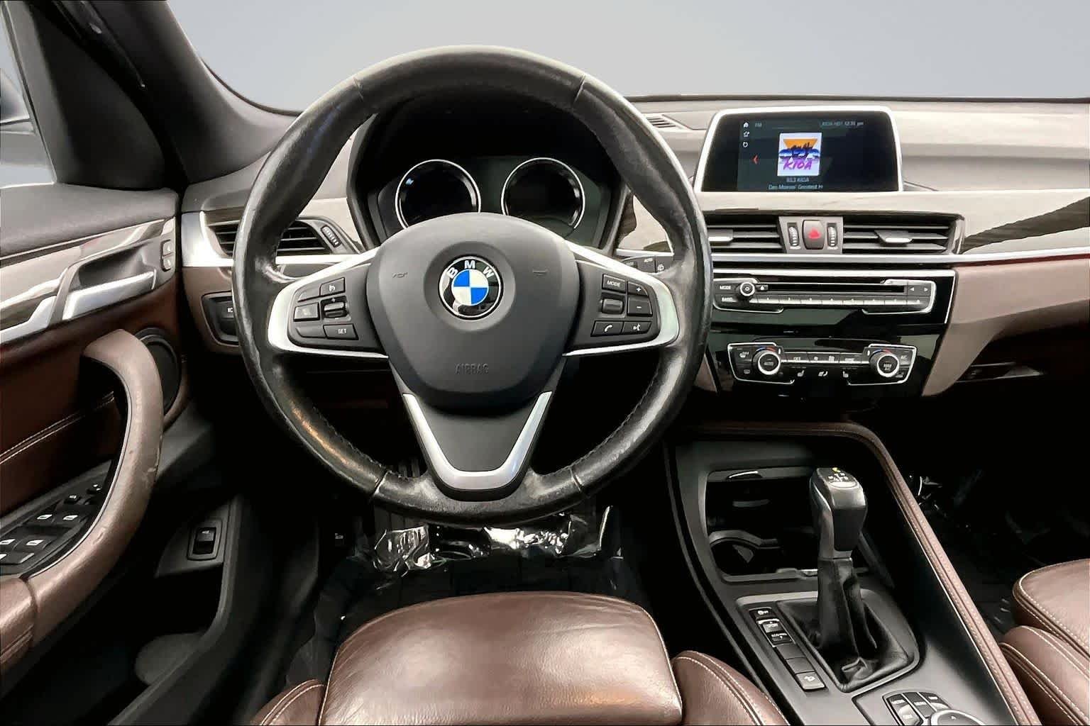 Used 2018 Alpine White BMW xDrive28i image 15