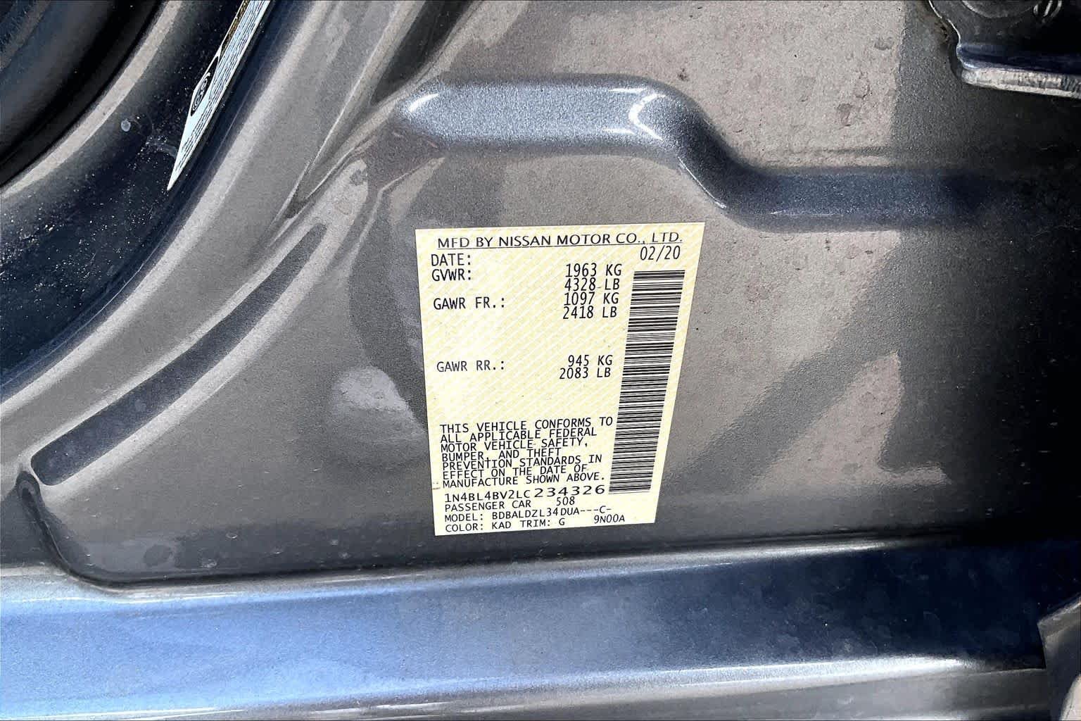Used 2020 Gun Metallic Nissan 2.5 S image 33