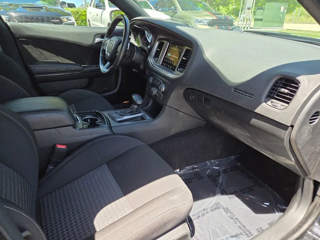 Certified Used 2023 Pitch Black Clearcoat Dodge R/T image 9