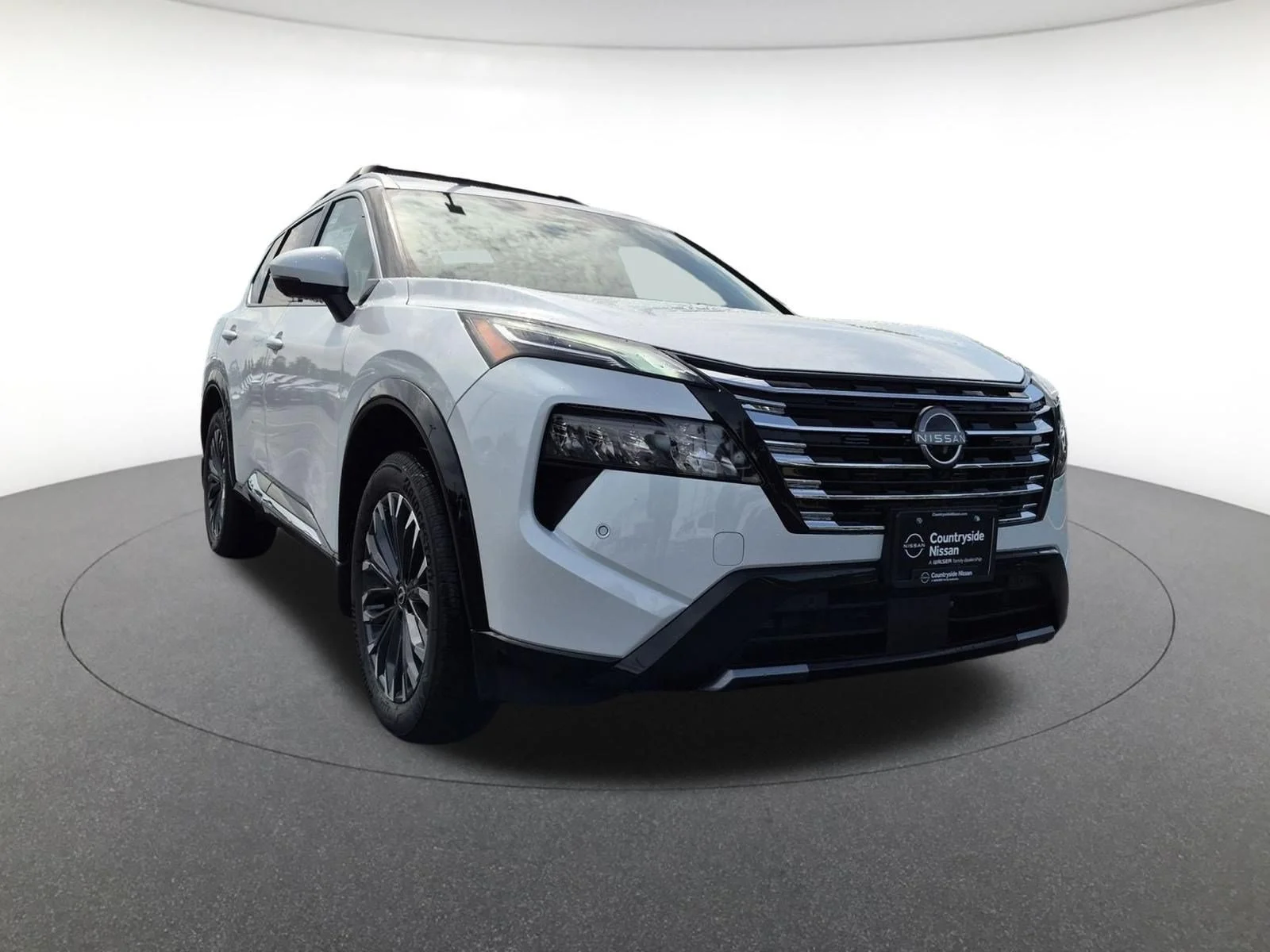 New 2026 Everest White Pearl TriCoat Nissan Platinum image 4