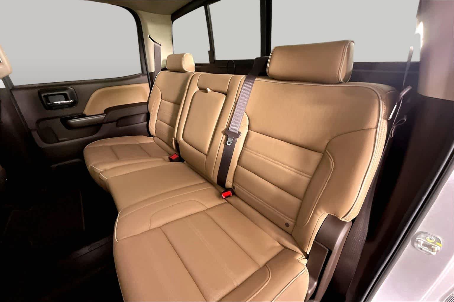 Used 2018 Quicksilver Metallic GMC Denali image 19