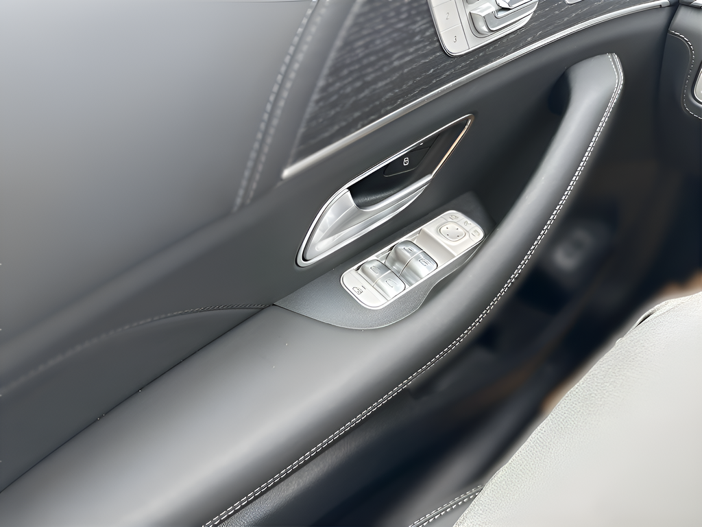 2025 Mercedes-Benz GLE AMG GLE63 S - Photo 13