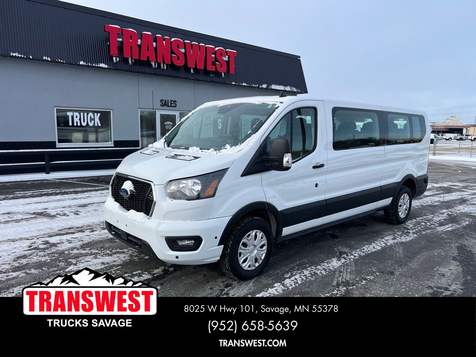 2024 Ford Transit 350 XLT Low Roof Sliding Pass. 148's photo