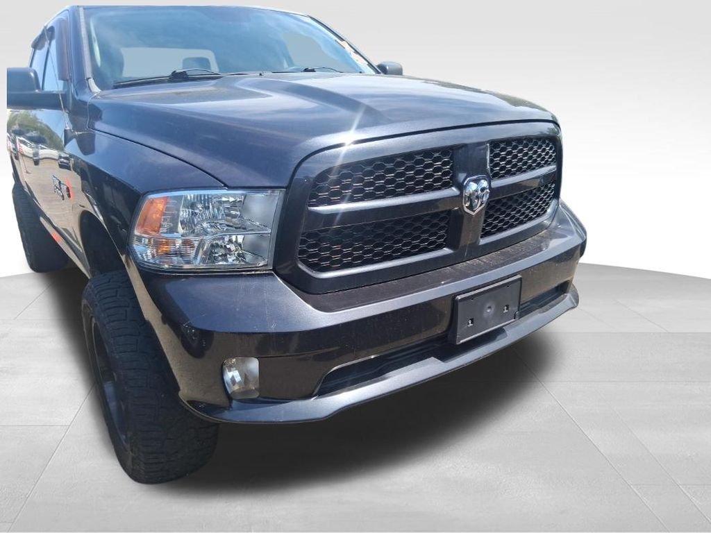 Used 2015 Gray Ram Express image 14