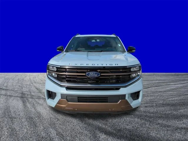 New 2026 Gray Ford King Ranch image 9