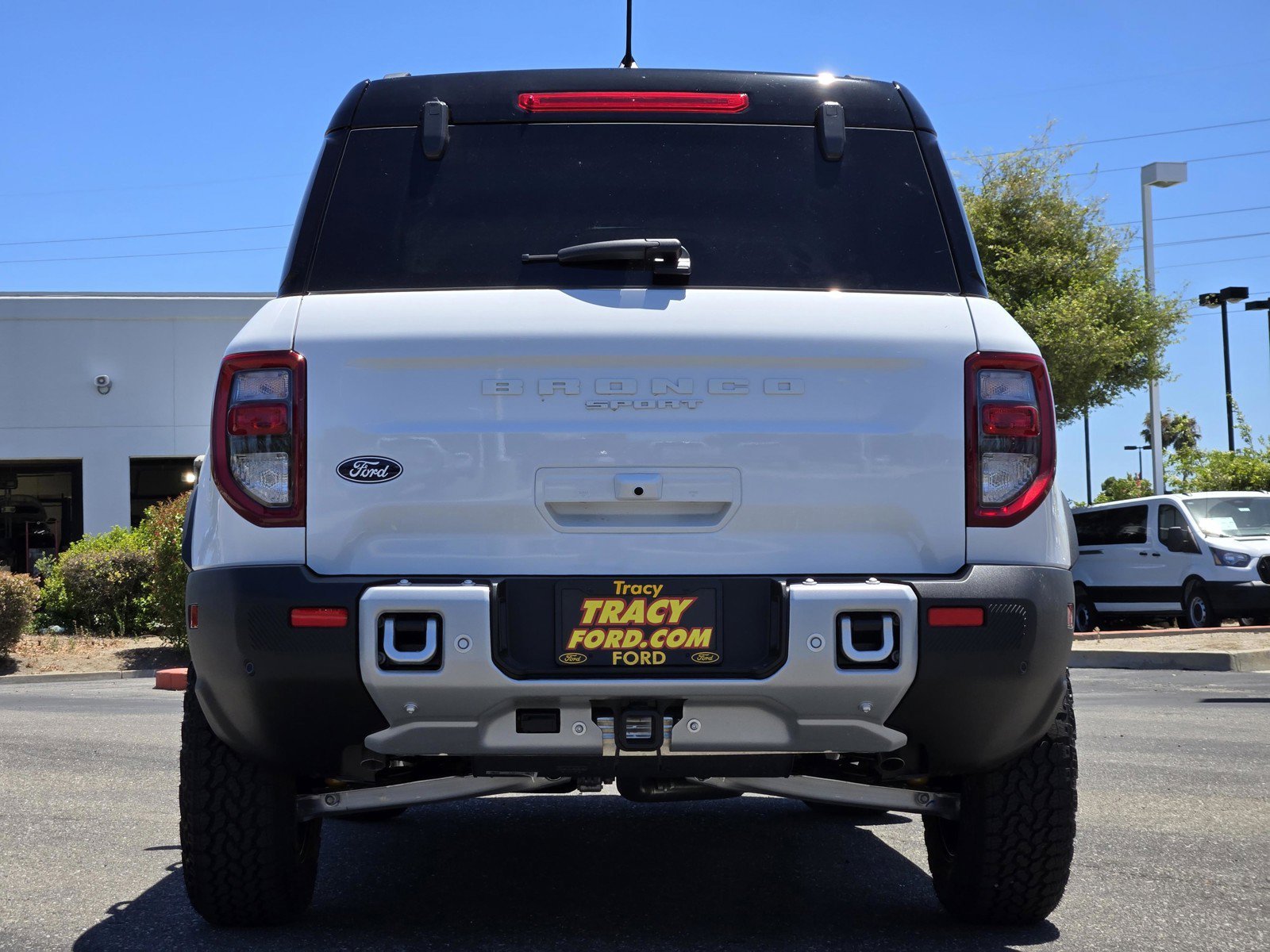 New 2026 Oxford White Ford Badlands® image 5