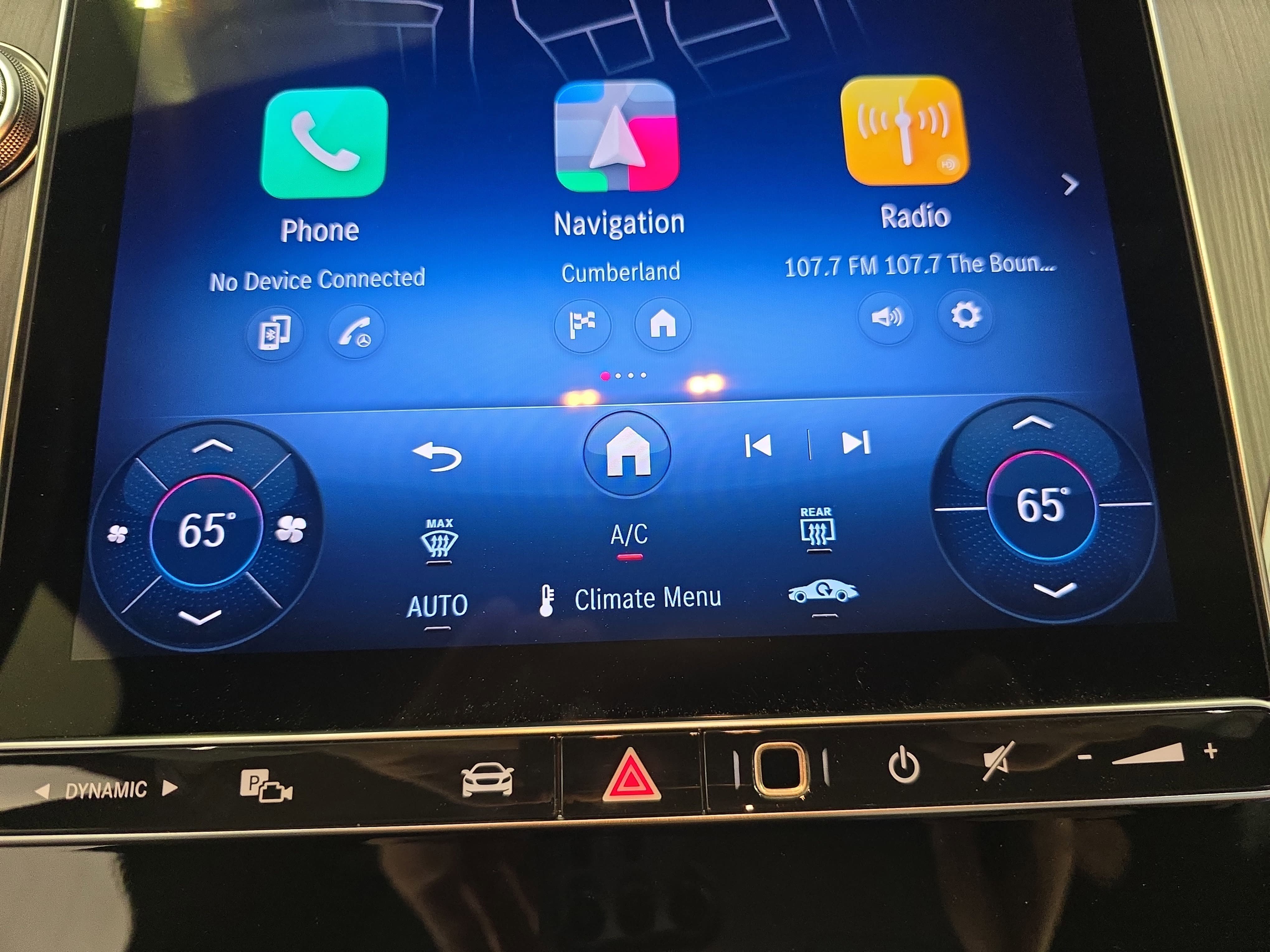 New 2026 Starling Blue Metallic Mercedes-Benz GLC300 image 23