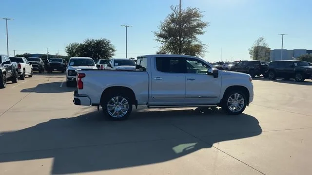 2026 Chevrolet Silverado 1500 High Country - Photo 9