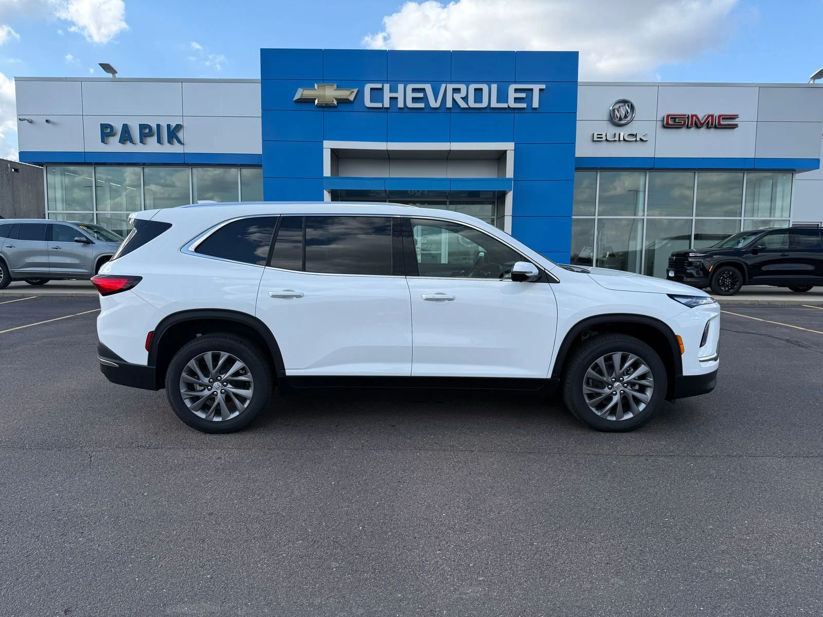 2026 Buick Enclave Preferred AWD's photo