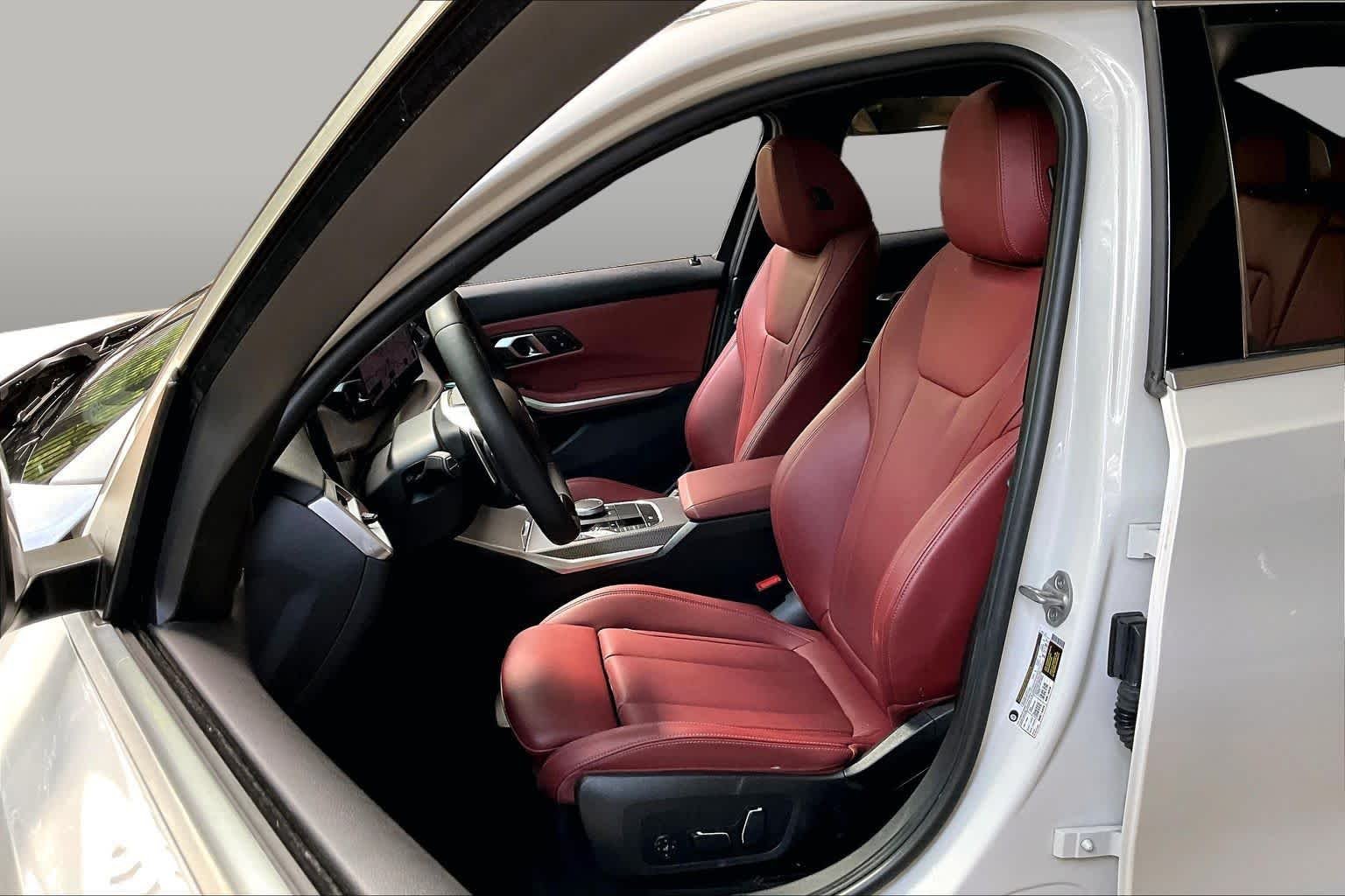 Used 2025 Mineral White Metallic BMW 330i image 7