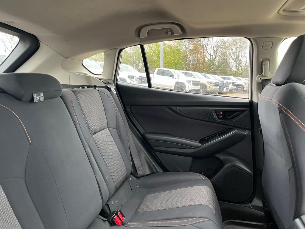 Used 2019 Crystal White Pearl Subaru 2.0i Premium image 38