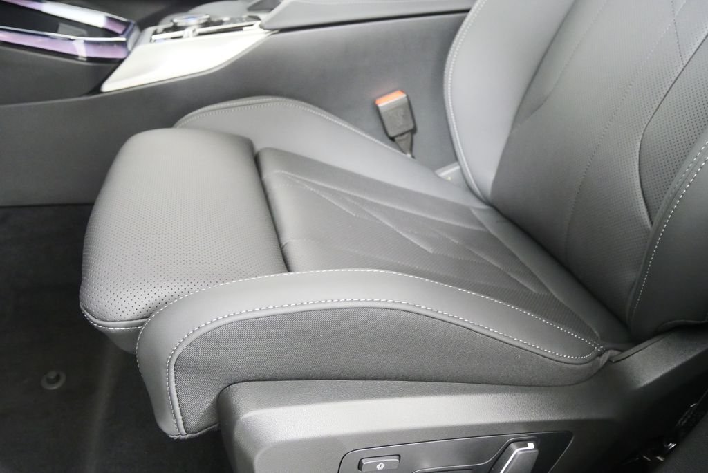 Used 2026 Dune Grey Metallic BMW 30 xDrive image 10