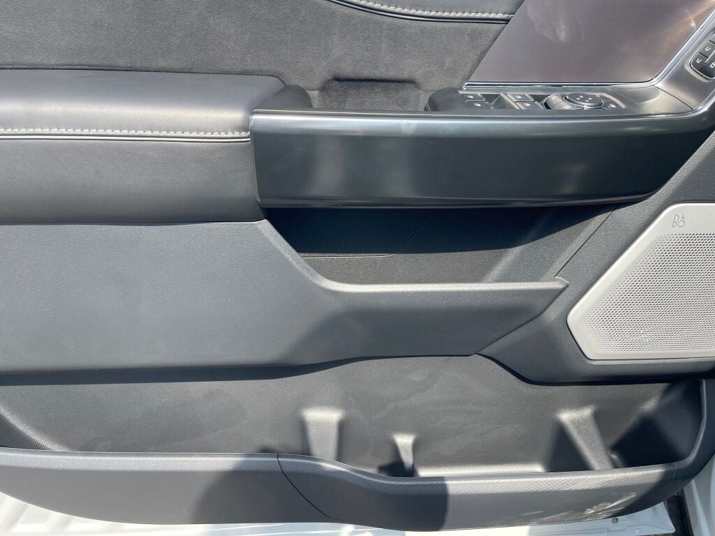 New 2026 Avalanche Ford Platinum image 7
