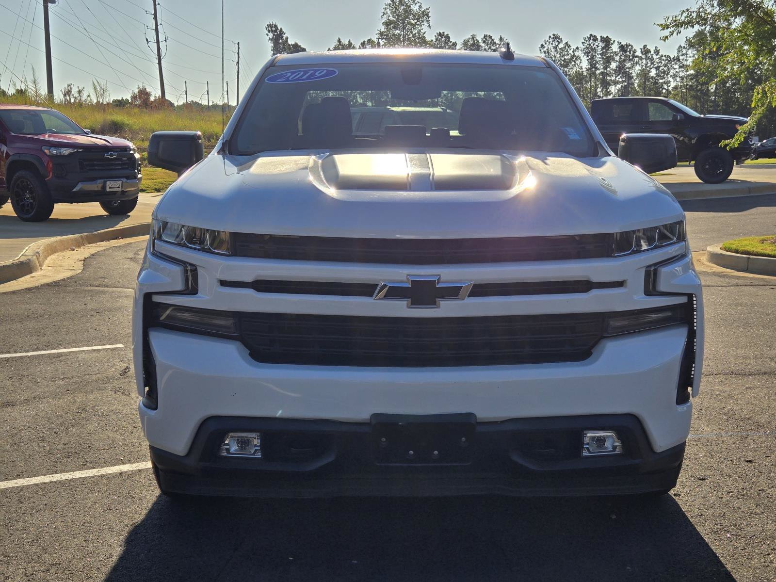 Used 2019 SUMMIT WHITE Chevrolet RST image 4