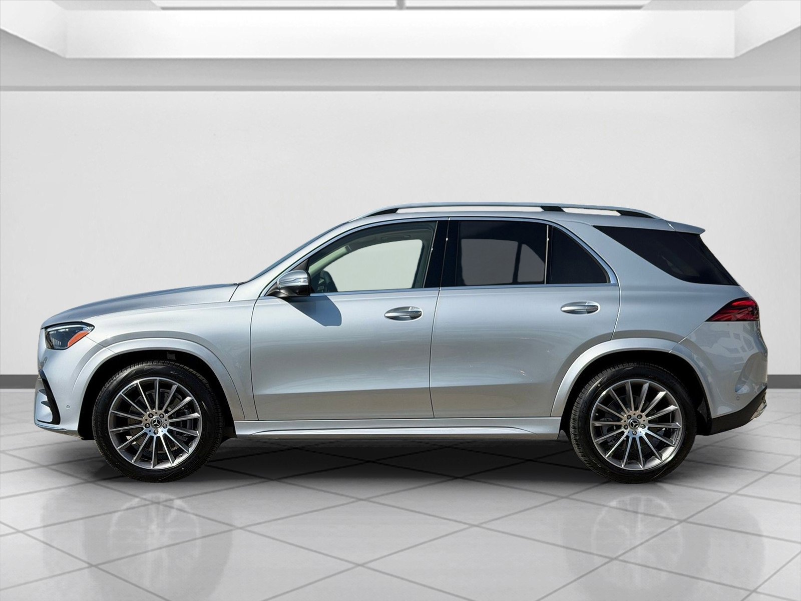 New 2026 Cirrus Silver Metallic Mercedes-Benz GLE 350 image 29