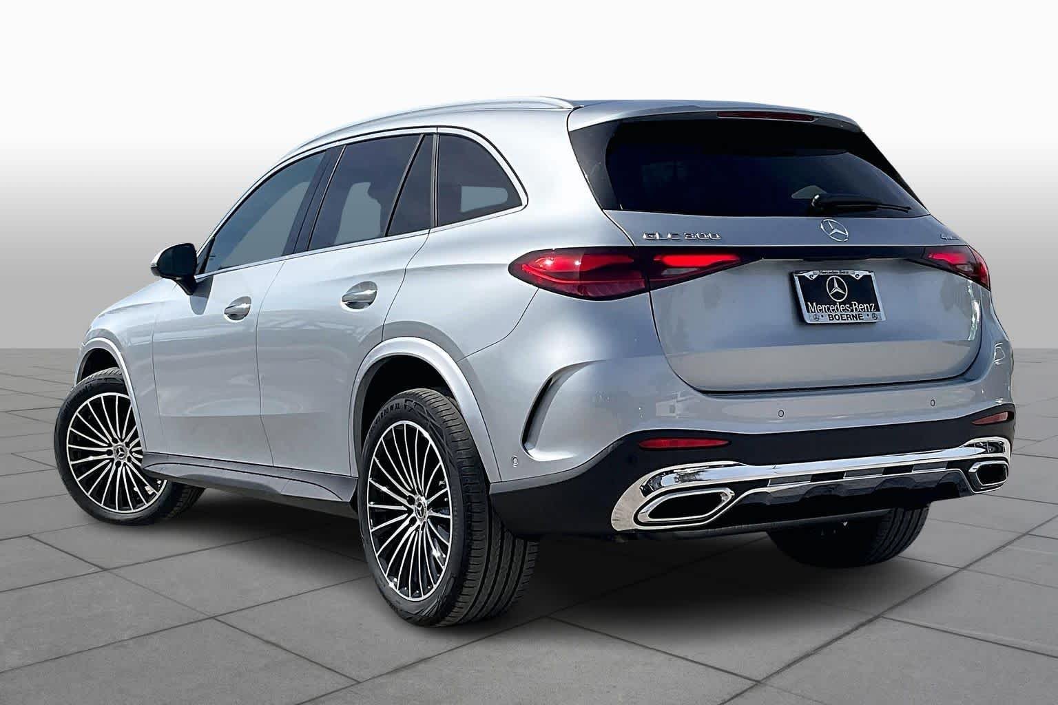 New 2026 Cirrus Silver Metallic Mercedes-Benz GLC 300 image 3