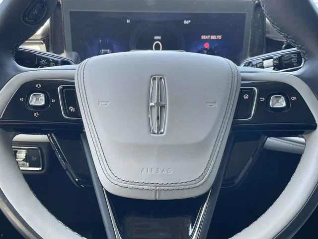 Used 2025 Infinite Black Metallic Lincoln Premiere image 48