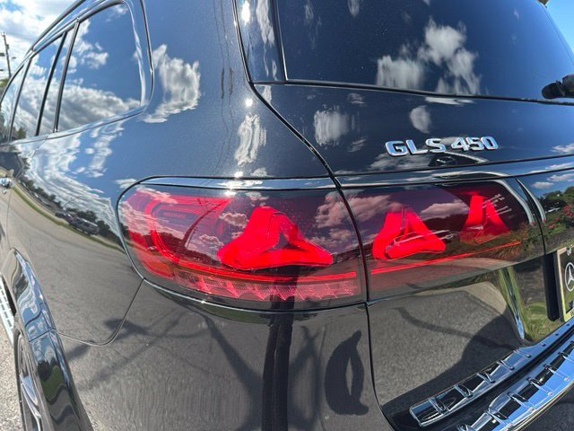New 2027  Mercedes-Benz GLS 450 image 12