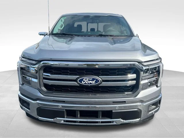 New 2026 Iconic Silver Metallic Ford Lariat® image 9