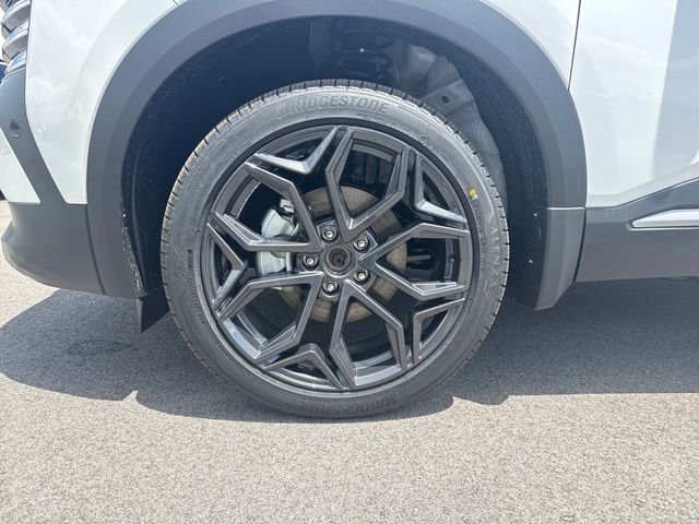 New 2026 White Nissan SR image 10