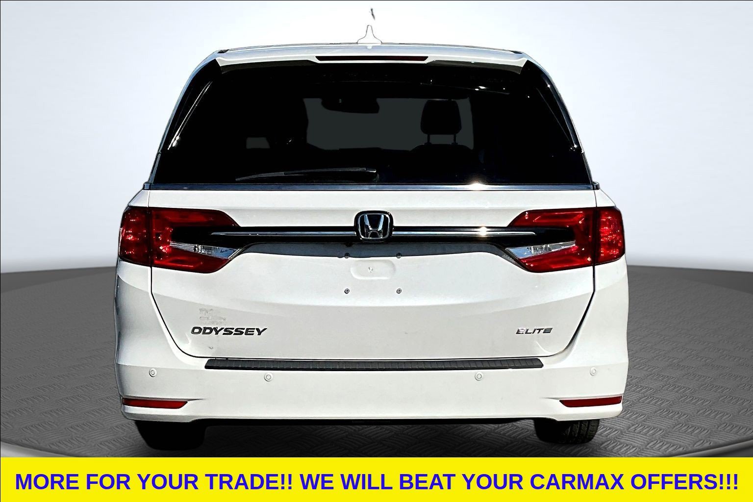 Used 2023 White Honda Elite image 5